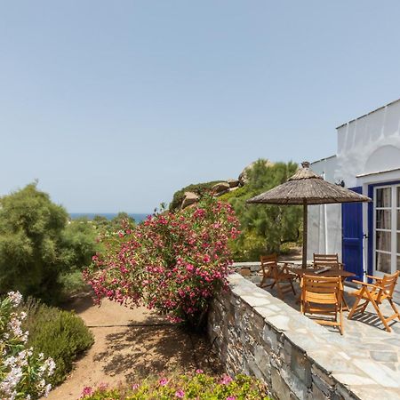 Sunrock Suites Stelida  Ngoại thất bức ảnh